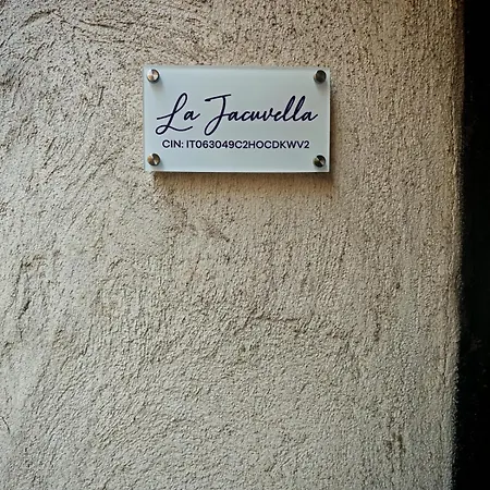 La Jacuvella *